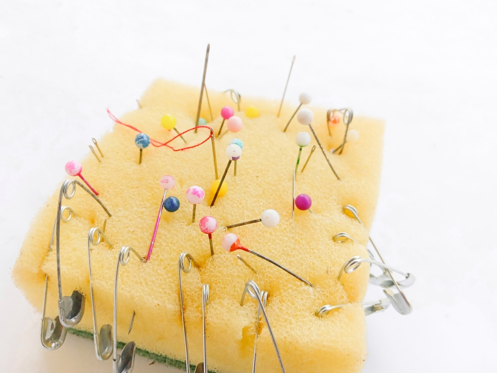 The Sponge Savior: A Pin-Smart Safety Solution